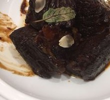Slow-Cooked Snowflake Beef