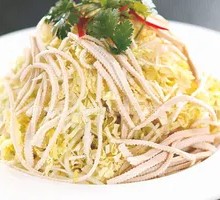 Shredded cabbage with tofu strips