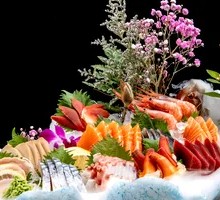 Black Pine and White Deer Sashimi Platter
