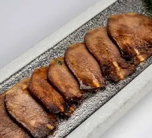 Black Pepper Braised Beef Tongue