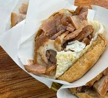 Braised pork belly sandwich with egg