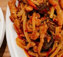 Fish-Flavored Shredded Pork