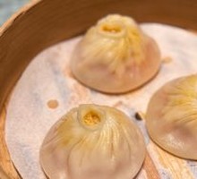 Crab Roe Soup Dumplings