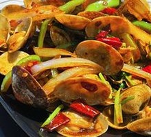 Spicy Stir-Fried Clams
