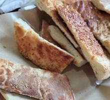 Golden Naan Grilled Meat