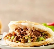 Spicy Pepper and Pork Sandwich