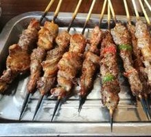 Grilled Colorful Pepper and Beef Skewers