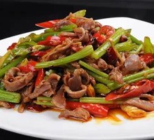 Spicy Stir-Fried Chicken Gizzards