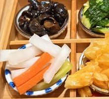 Four-Grid Assorted Vegetables