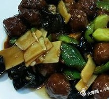 Sizzling Meatballs