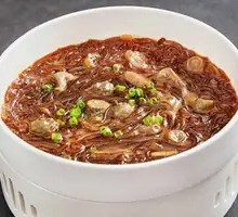 Clam and Noodles Stir-fry