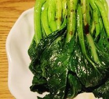 Steamed Bok Choy in White Sauce