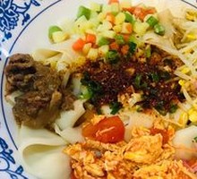 Oil-Poured Hand-Rolled Noodles