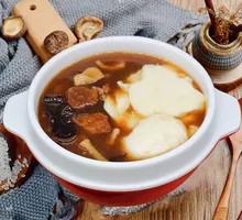Tofu pudding with spicy soup mix