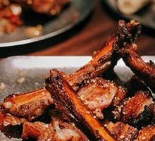 Grilled Tender Grass-Fed Lamb Chops