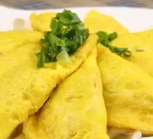 Golden Egg Dumplings