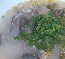General Wu's Spicy Sour Rice Noodles with Lamb Offal Soup