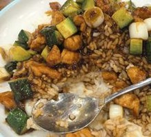 Stir-Fried Chicken with Sauce