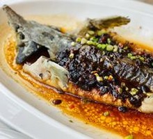 Steamed Sturgeon with Three Soy Sauces