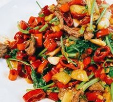 Stir-Fried Beef with Yellow Onion