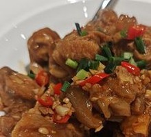 Flavorful Pork Trotter