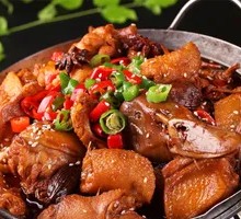 Spicy Sichuan Duck with Rice Wine