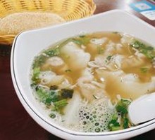 Spicy Sour Soup Dumplings