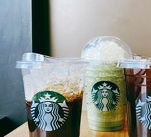 Vanilla Iced Latte Matcha Iced Latte