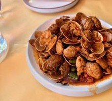 Spicy Stir-Fried Clams