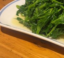 Stir-fried Pea Shoots