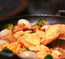 Hu Shi's Premium Hot Pot