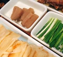 Crispy pancakes with hairtail fish