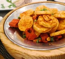 Spicy Potatoes in Dry Pot