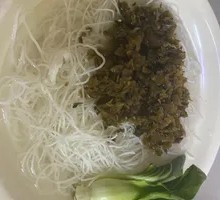 Pickled Cabbage Noodle Soup