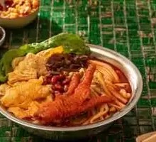 Spicy Chicken Feet and Snail Noodles