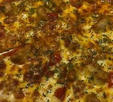 Classic Italian Meat Sauce Pizza