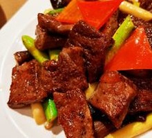Black Chicken Mushroom Snowflake Beef