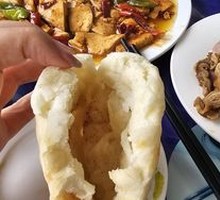 Fire Bun with Donkey Meat