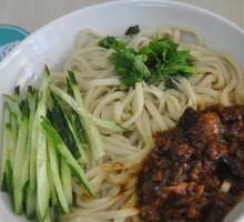 Zhajiangmian