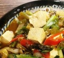 Hot Pot with Sour Cabbage and Tofu
