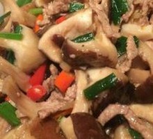 Stir-fried Pork with Mushrooms