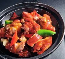 Spicy Pot Pork Trotter