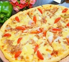 Tuna Pizza