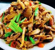 Smoked Bamboo Shoots with Preserved Pork