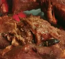 Braised Pork Knuckle in Soy Sauce