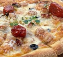 Black Pepper Duck Sausage Pizza
