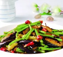 Eggplant with Green Beans Braised