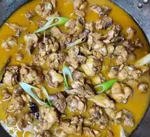 Stewed Chicken in Iron Pot