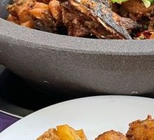 Stone Pot Fish