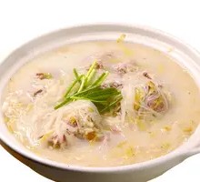Sour Cabbage Stewed Pork Slices
